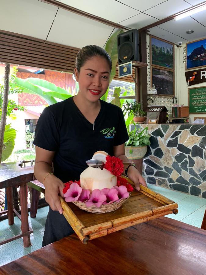 เขาสก ริเวอร์ฟรอนต์ รีสอร์ต Hotel Khao Sok National Park ภายนอก รูปภาพ