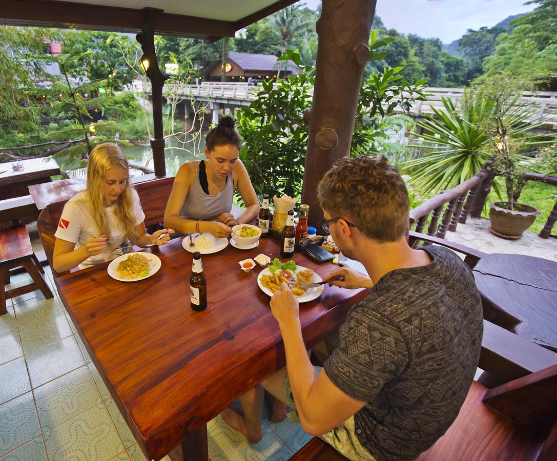 เขาสก ริเวอร์ฟรอนต์ รีสอร์ต Hotel Khao Sok National Park ภายนอก รูปภาพ