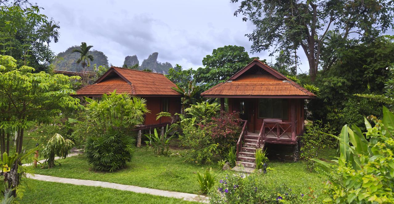 เขาสก ริเวอร์ฟรอนต์ รีสอร์ต Hotel Khao Sok National Park ภายนอก รูปภาพ