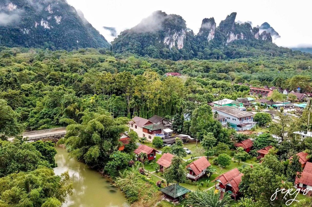 เขาสก ริเวอร์ฟรอนต์ รีสอร์ต Hotel Khao Sok National Park ภายนอก รูปภาพ