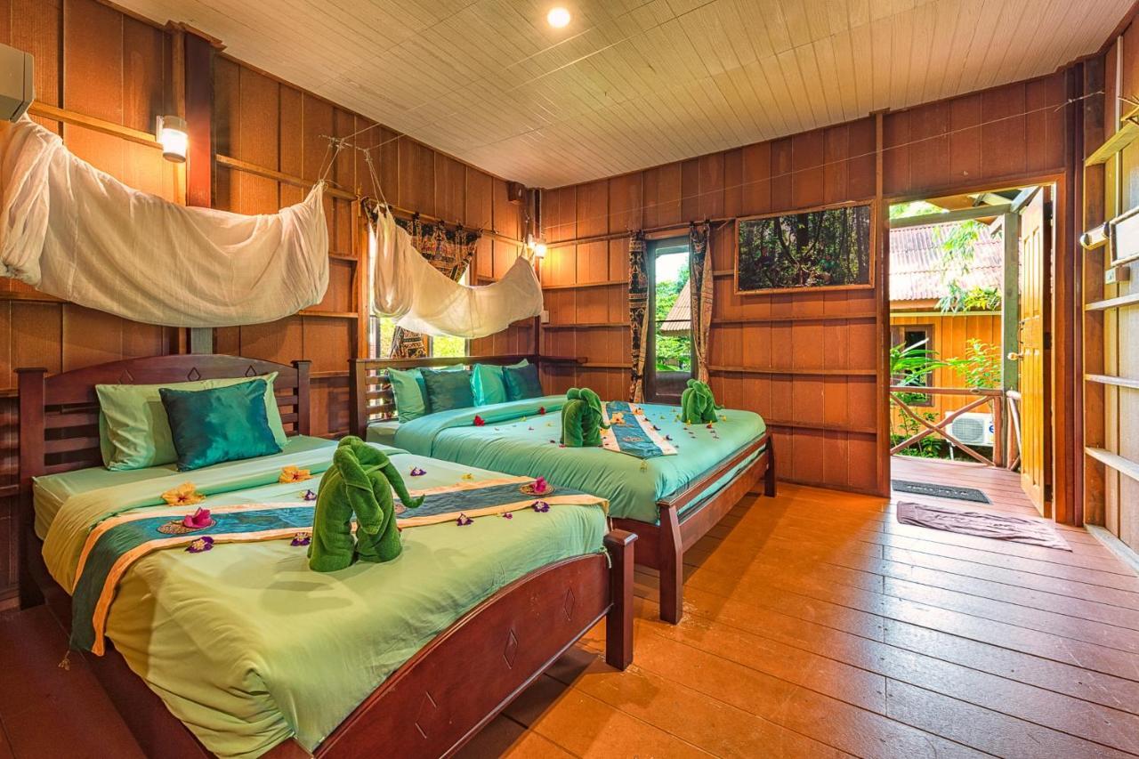 เขาสก ริเวอร์ฟรอนต์ รีสอร์ต Hotel Khao Sok National Park ภายนอก รูปภาพ